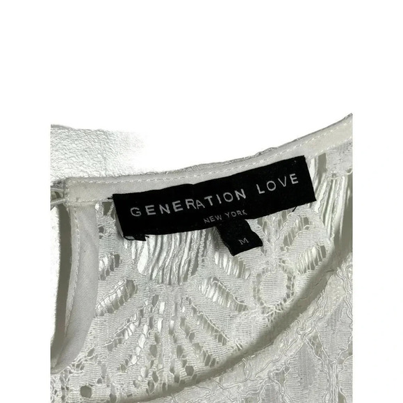 Generation Love Rebecca white  Lace Top  Womens size Medium short sleeves - Picture 6 of 7